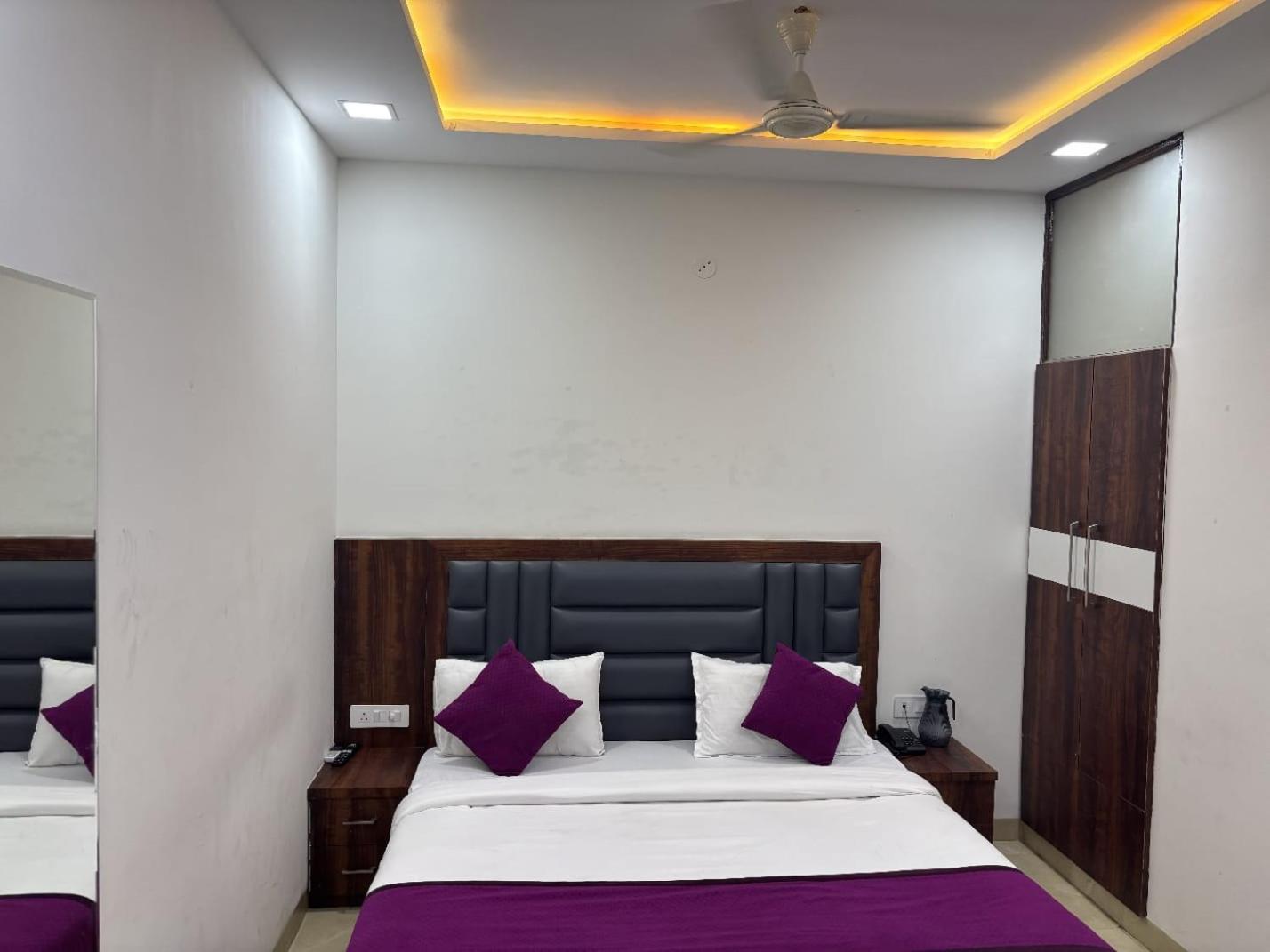 Hotel Ganga Palace - Agra Agra  Bagian luar foto