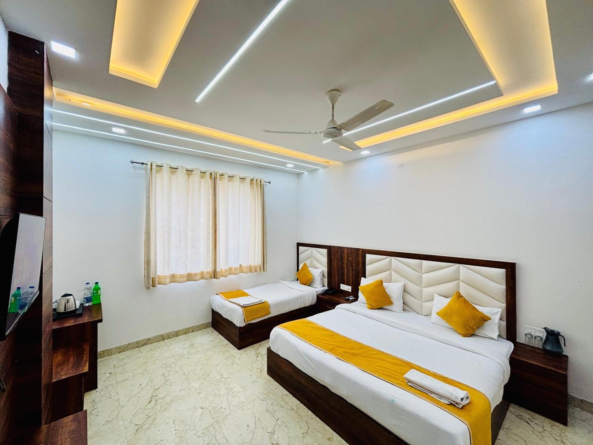 Hotel Ganga Palace - Agra Agra  Bagian luar foto